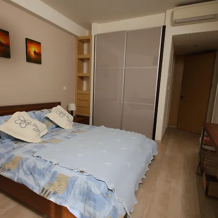 The Ermitage On The Hotel de apartamente Limassol