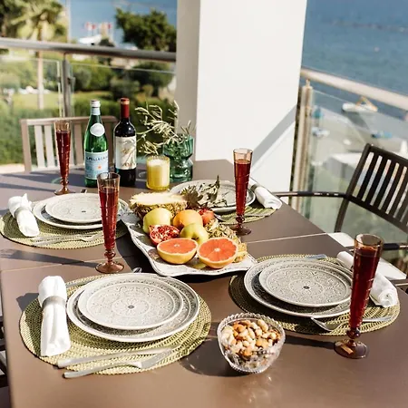 Aparthotel The Ermitage On The Beach Limassol